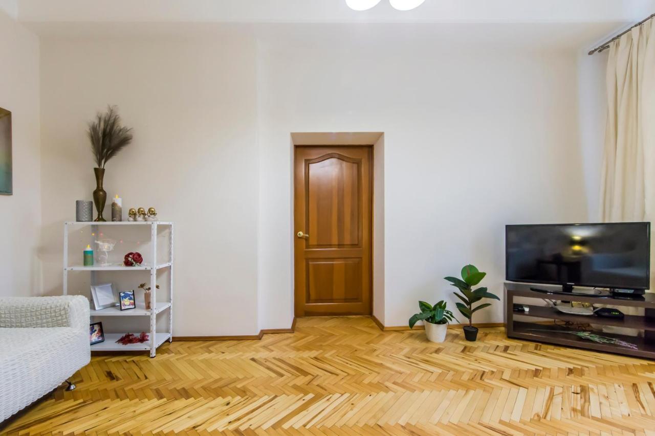 Затишна Квартира На Майдані Незалежності Kyiv Exterior photo